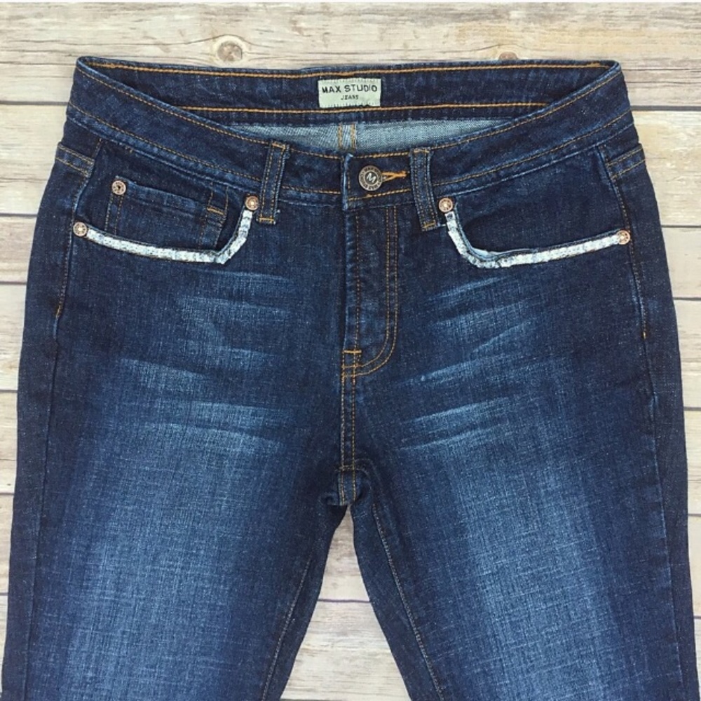 Max Studio rhinestone-trimmed capri jeans